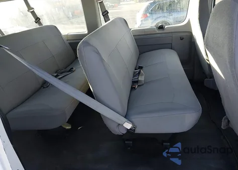 2006 Ford E-350 Super Duty Xl/Xlt z USA, uszkodzony, nr VIN 1FBSS31L76DA90718